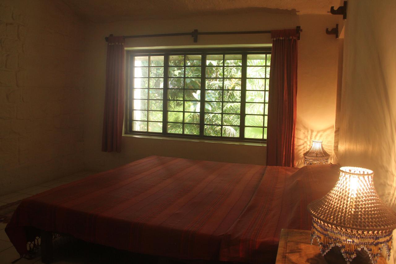 Isai Ambalam Guest House Pondicherry Exterior photo