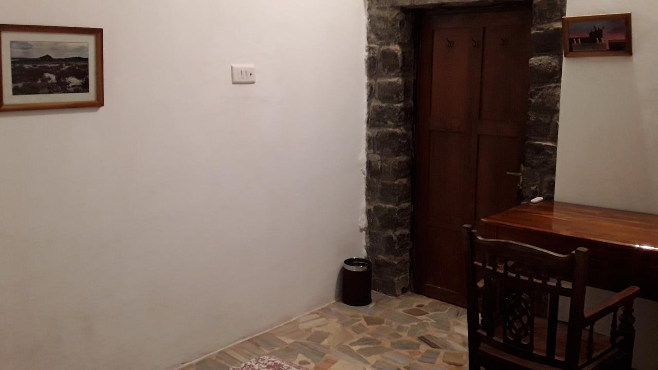 Isai Ambalam Guest House Pondicherry Exterior photo