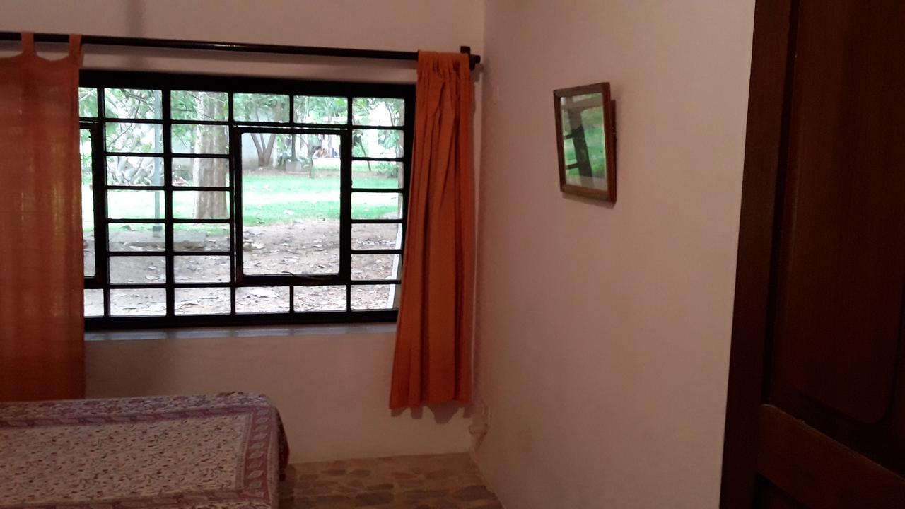 Isai Ambalam Guest House Pondicherry Exterior photo