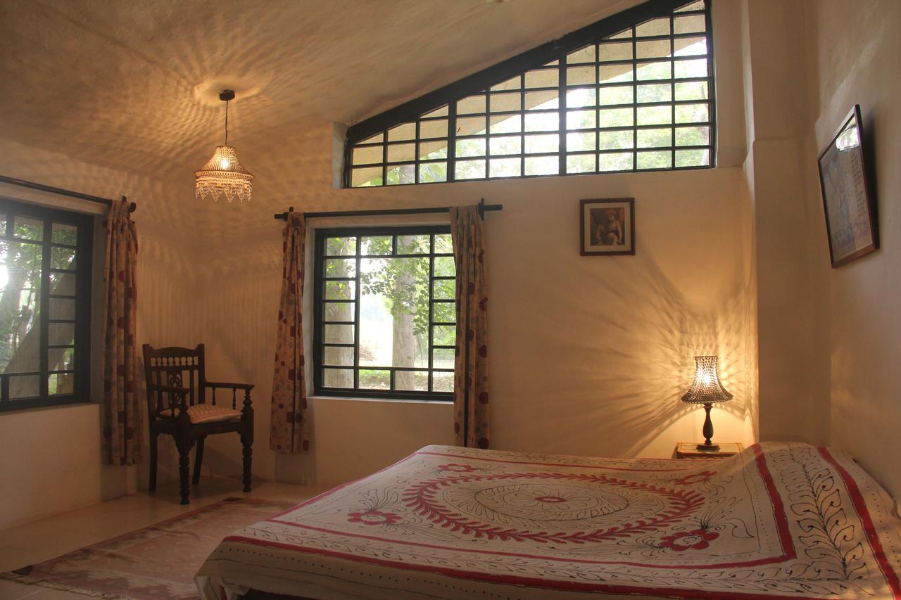 Isai Ambalam Guest House Pondicherry Exterior photo