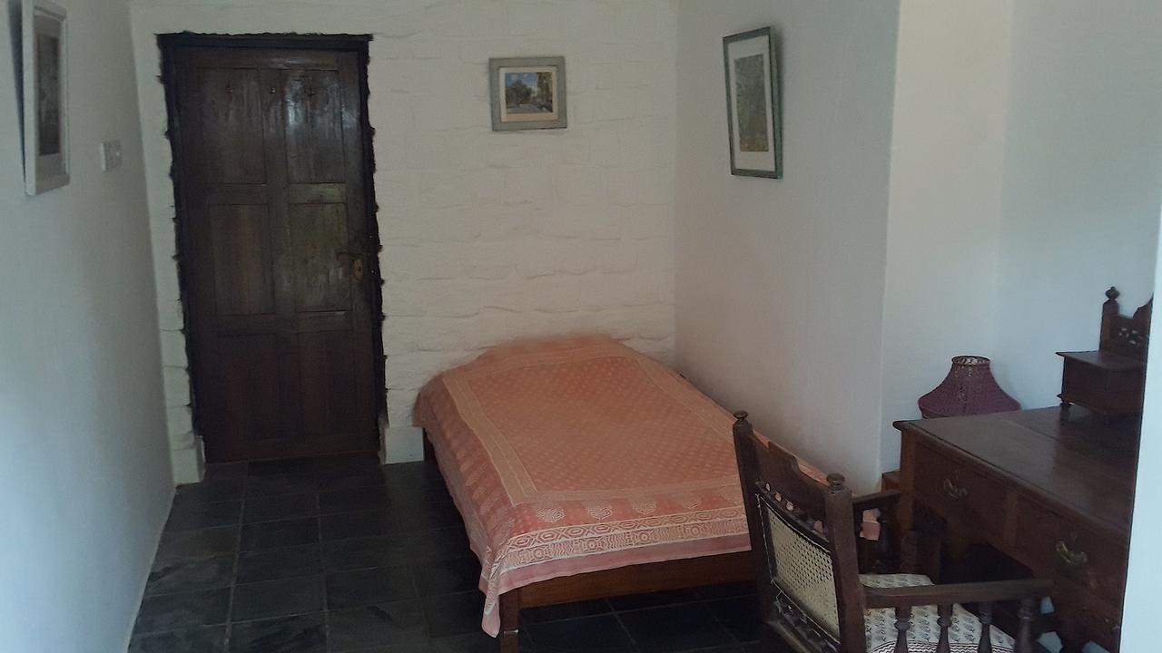 Isai Ambalam Guest House Pondicherry Exterior photo