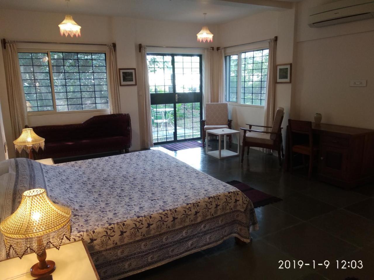 Isai Ambalam Guest House Pondicherry Exterior photo