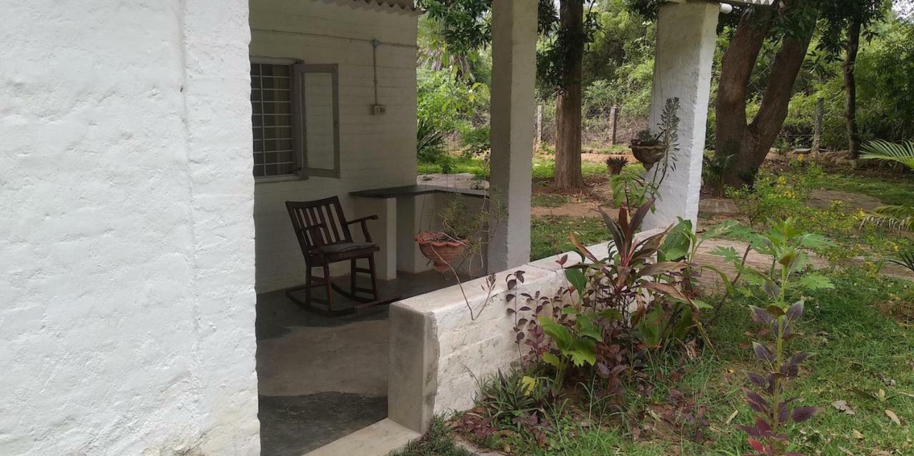 Isai Ambalam Guest House Pondicherry Exterior photo